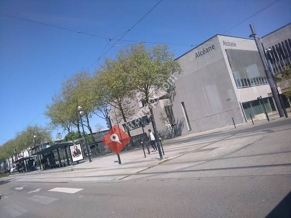 Alcéane