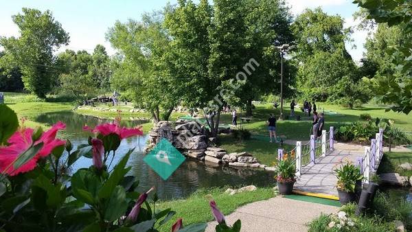 Aloha Mini Golf & Shave Ice