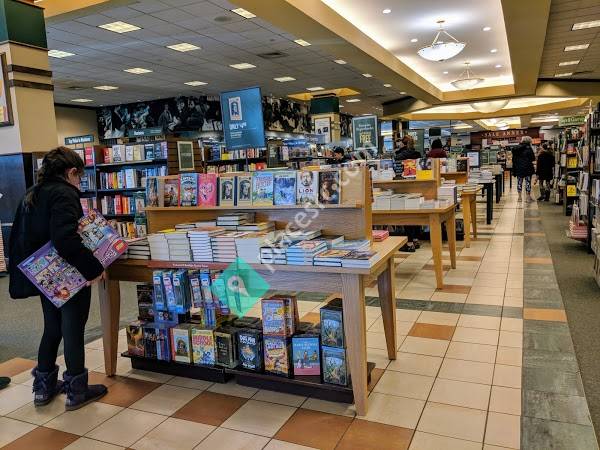 Barnes Noble Paramus