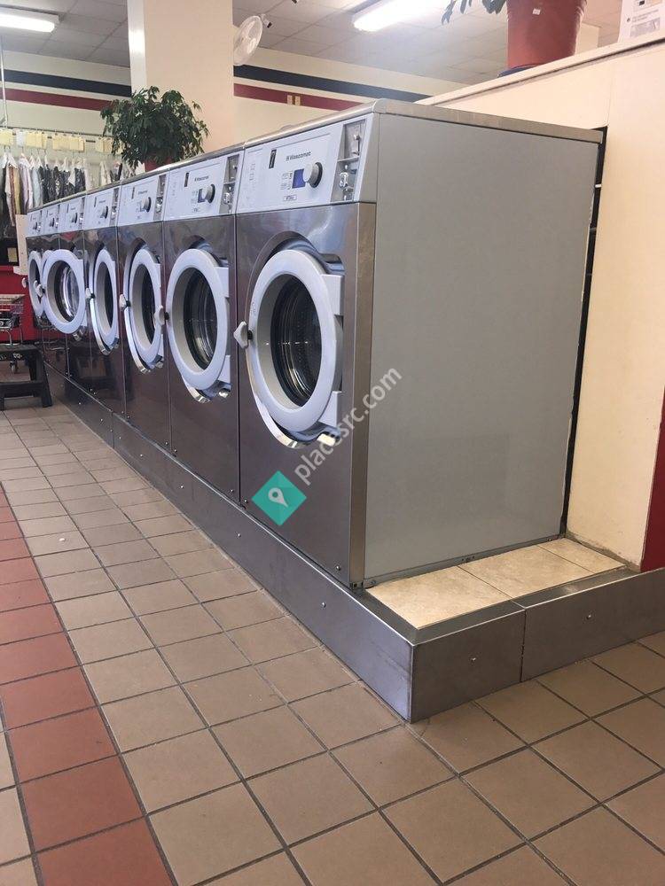 Buena Laundromat