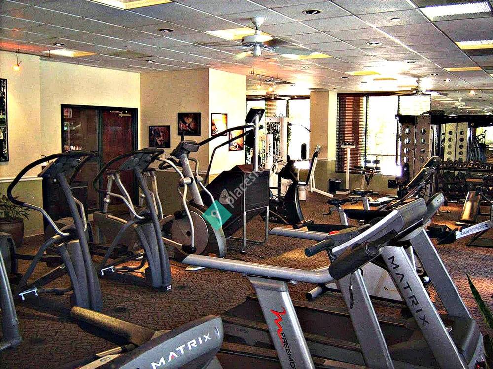 Country Club Towers and Gardens