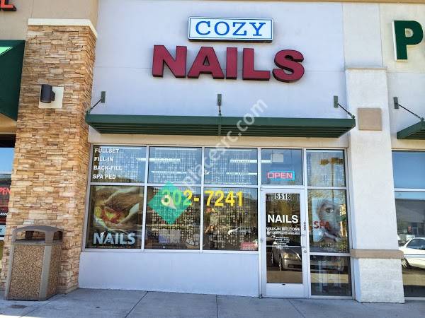Cozy Nails