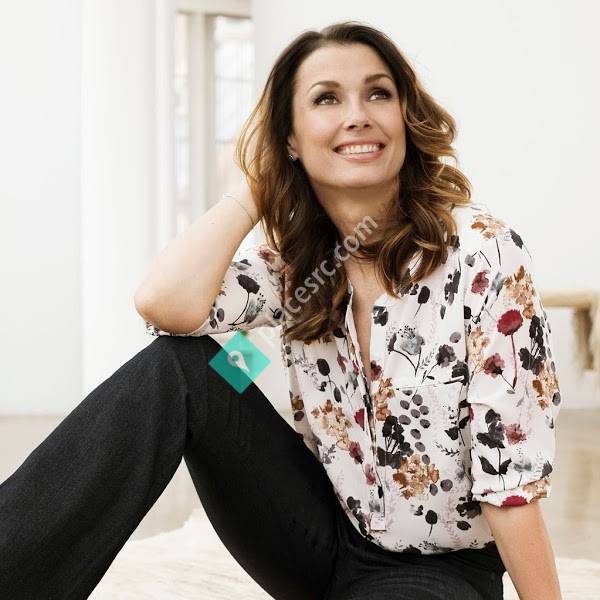 Ella, where she shops