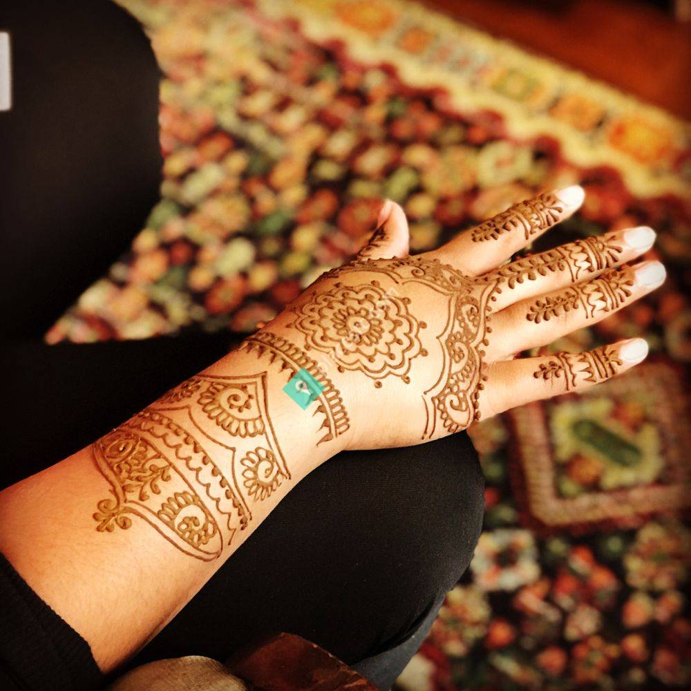 Henna Happiness