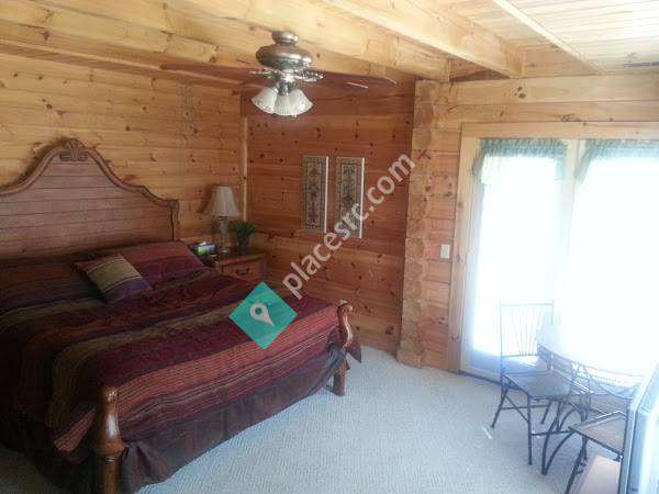 Hidden Falls Log Cabin Rentals - Aspen Cabin