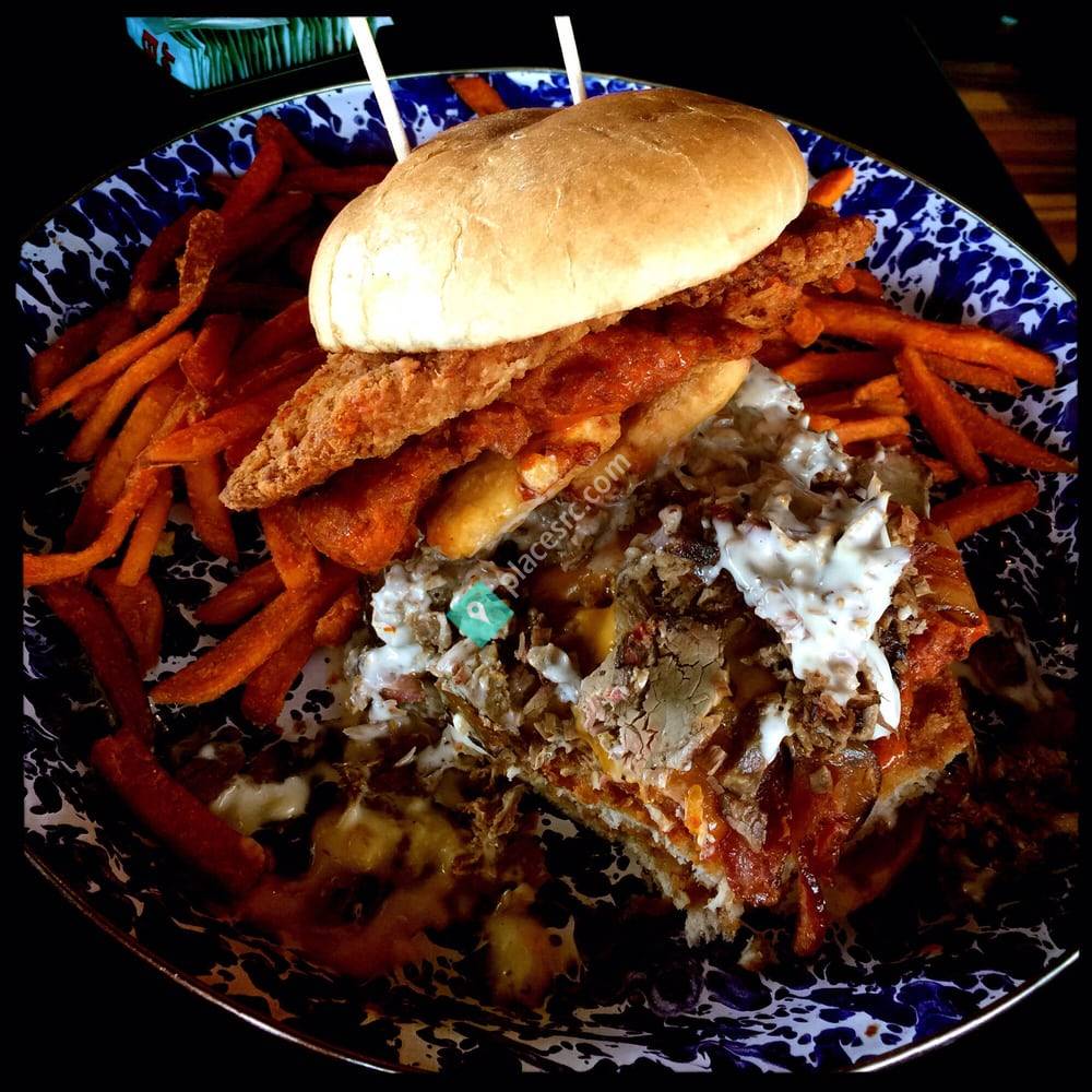 Jethro's BBQ 'N Bacon Bacon