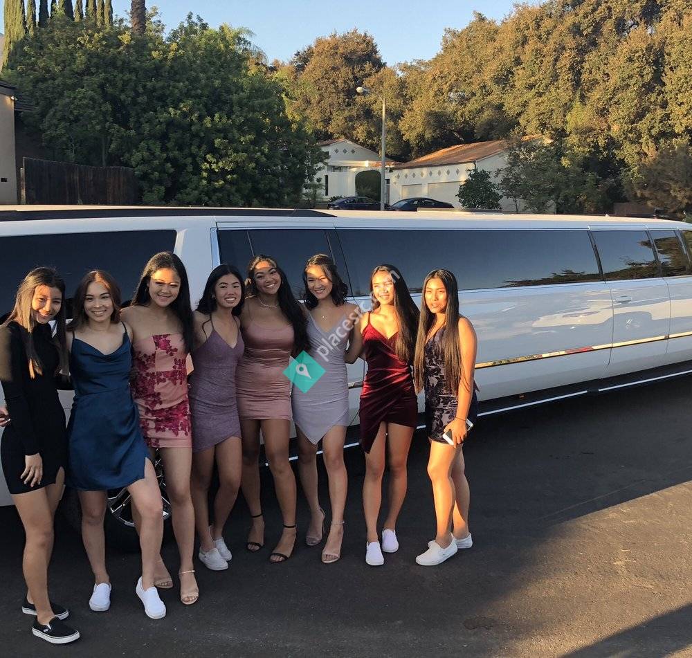 Lady Luck Limousine Service