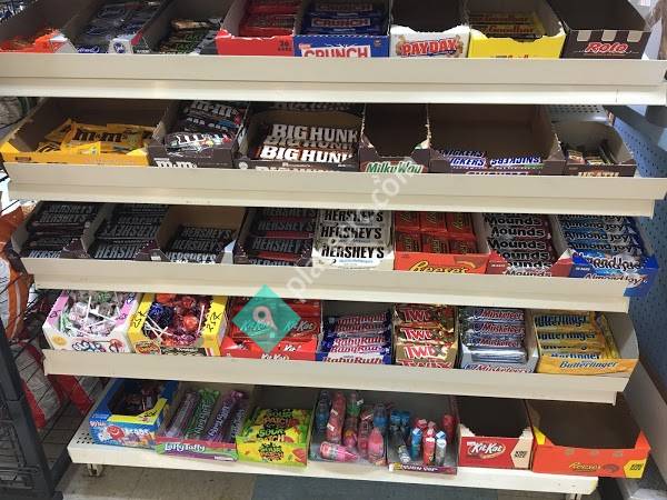 Lake Mary Country Store & T Park and Lake Mary Fishing Boat Rentals