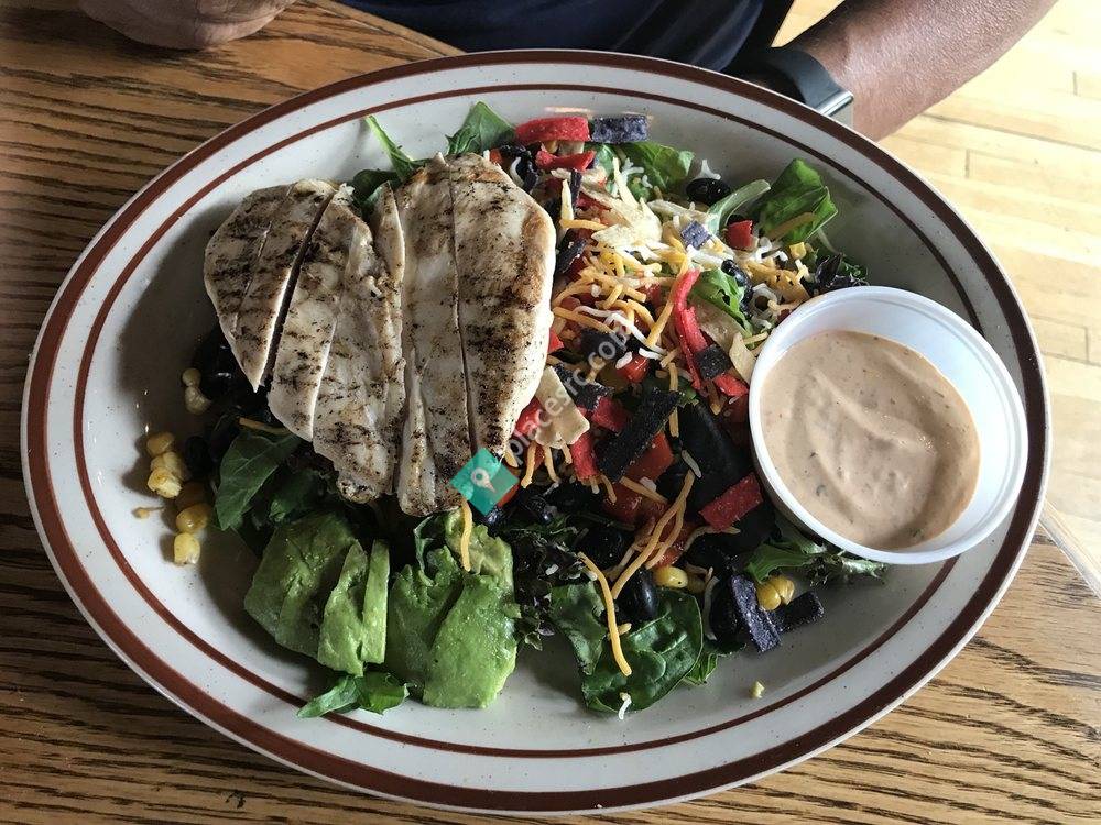 Lakeshore Resort Restaurant