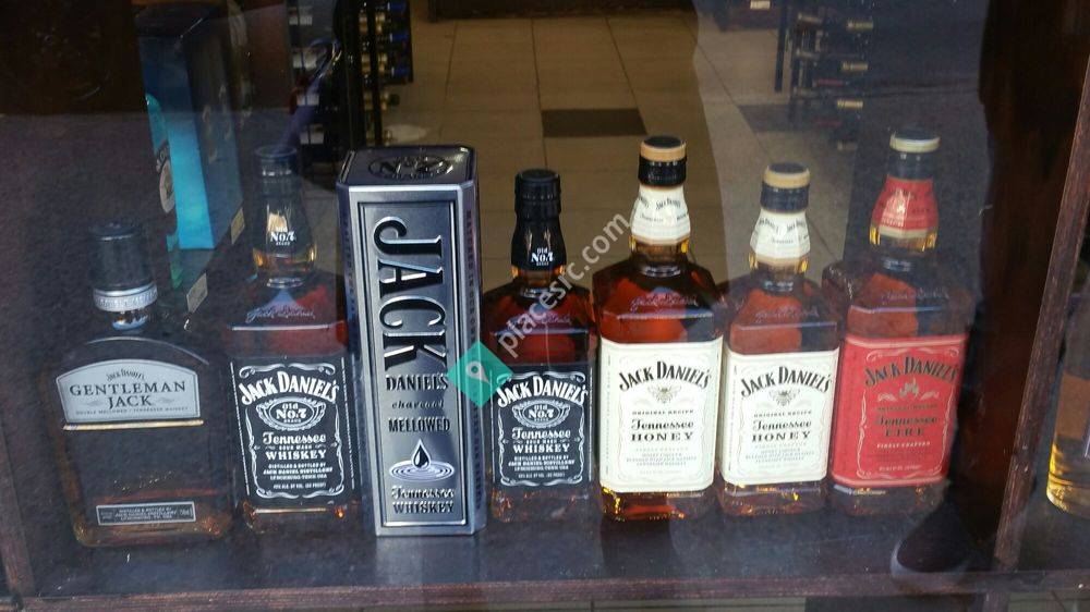 LIC Wines and Liquors Long Island City