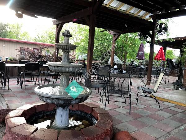 Long Beach Market & Deli