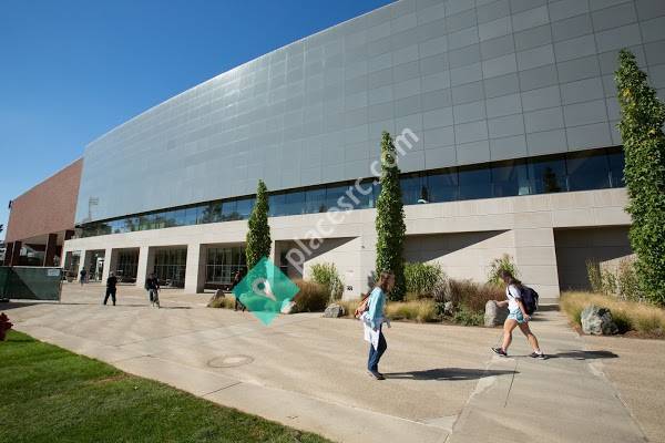 MIT Recreation - Zesiger Sports and Fitness Center