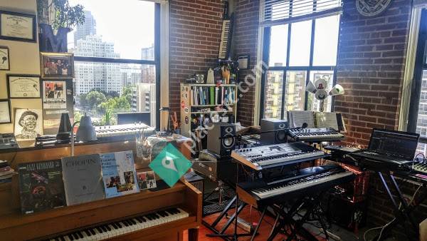 Mo Egeston Piano Studio & Mo Egeston Music