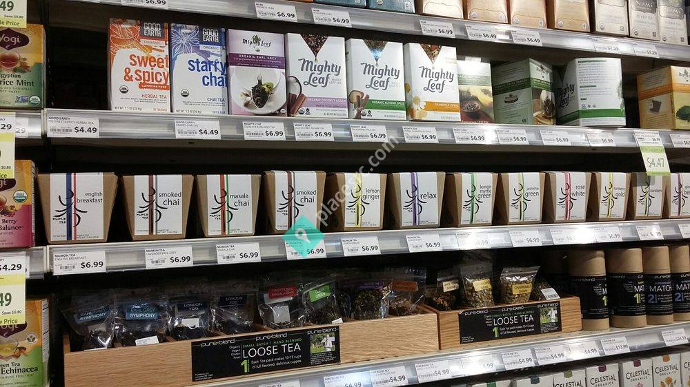 MOM's Organic Market Cherry Hill