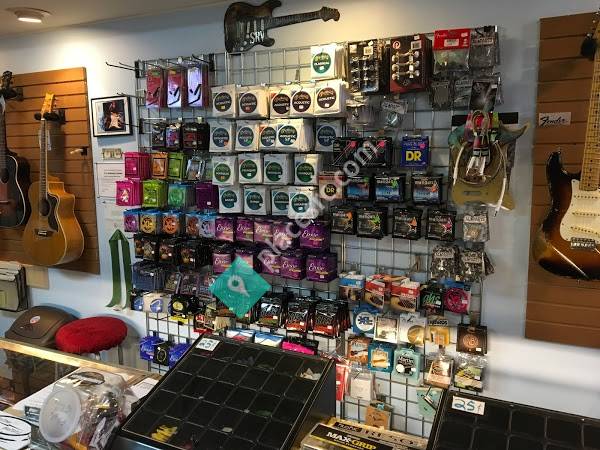 Pecaro's Guitar Shop