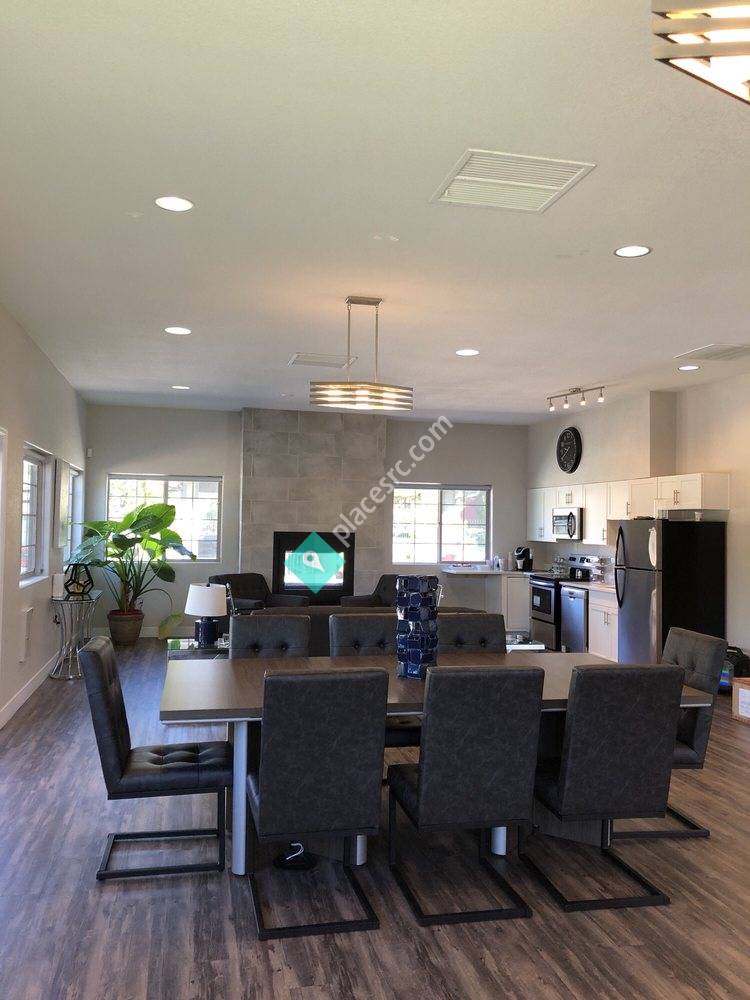 Pembrooke on the Green