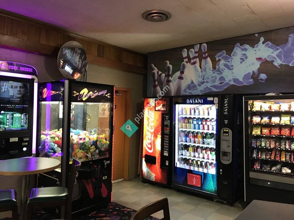 Playhouse Lanes Drexel Hill