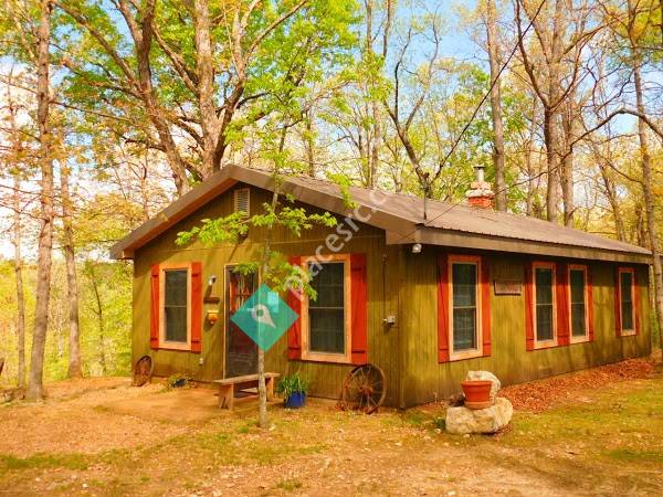 Rock Eddy Bluff Farm Cabins