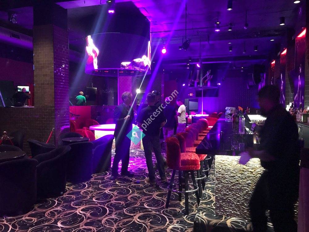 Silk Exotic -  Downtown