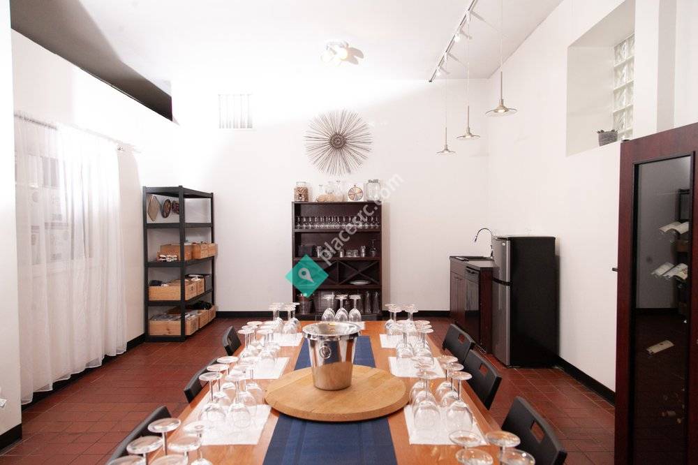SquareWine & Spirits Long Island City