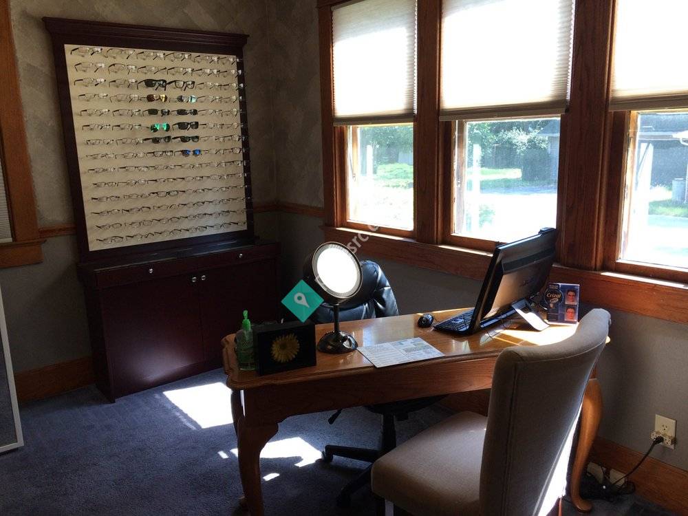 Stephen J Hedges, OD - Hedges Family Eyecare