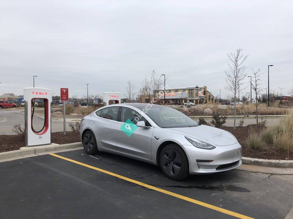 tesla-super-charger-oak-creek