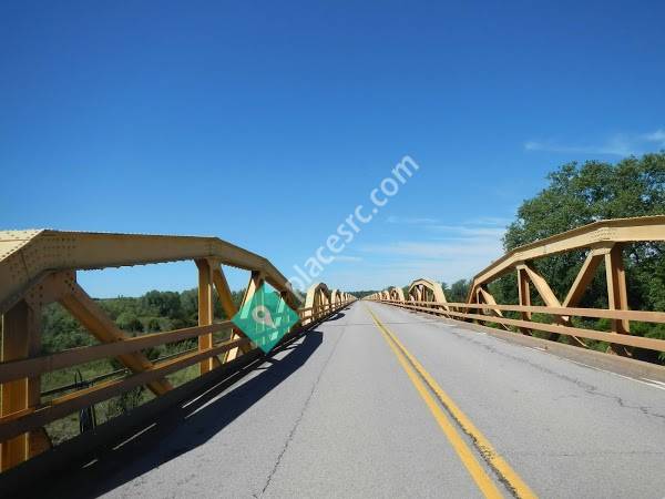 Thirty-Eight Span Camelback Bridge on Old Route 66