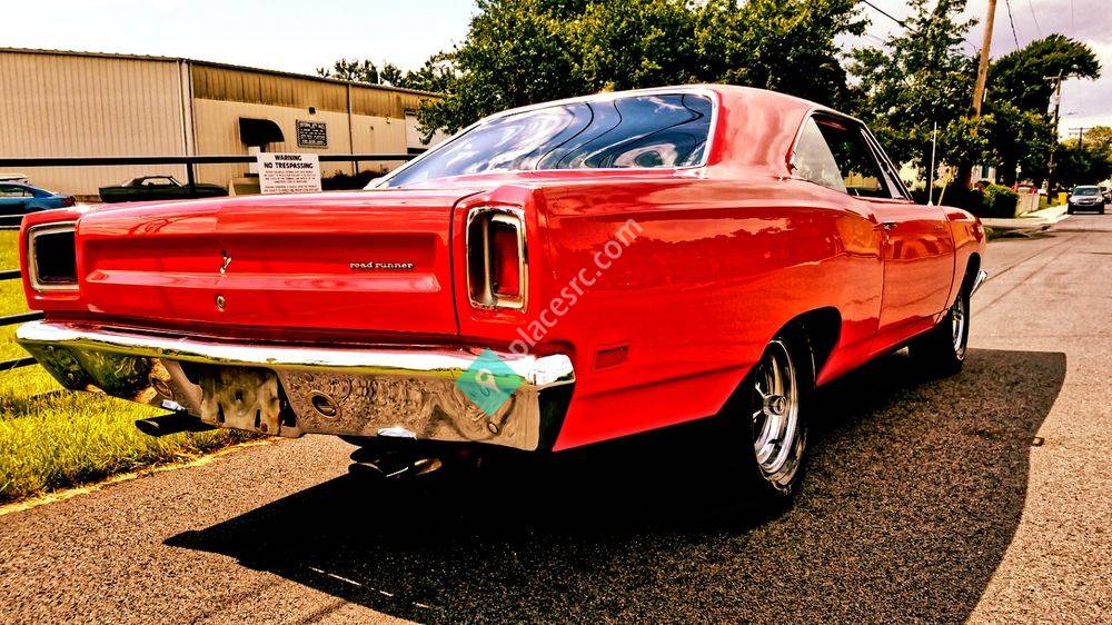 Universal Muscle Cars