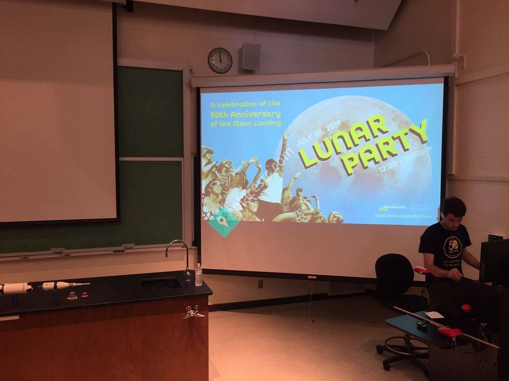 UWM Manfred Olson Planetarium