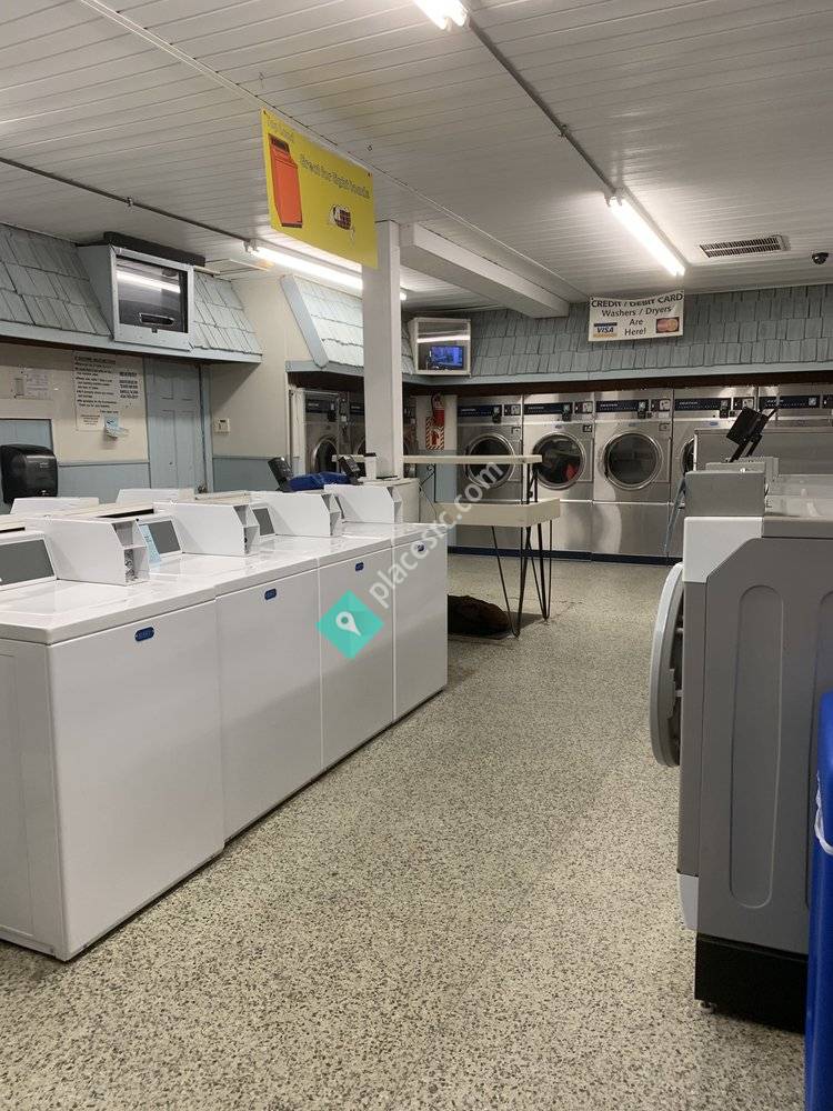 Virginia Beach-32nd St Laundry Land