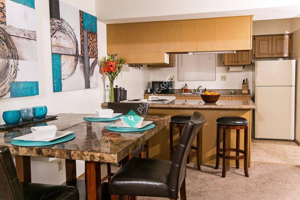 Whitnall Garden Apartments Hales Corners